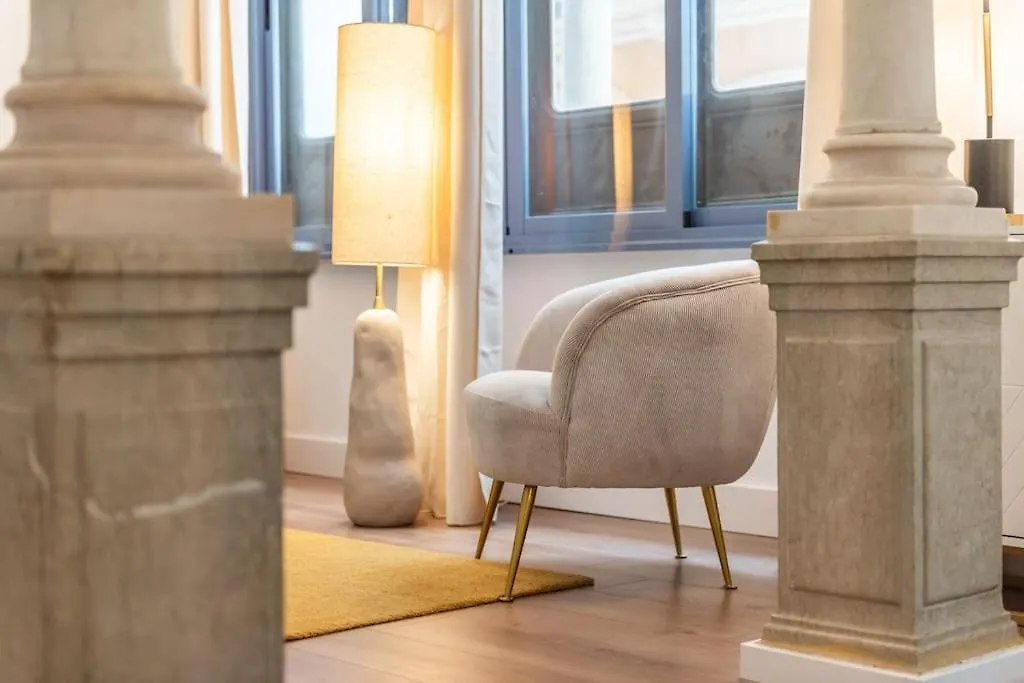 Апартаменты Historic Gem With Modern Comfort By Rems Малага