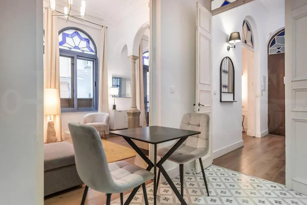 Historic Gem With Modern Comfort By Rems Malaga