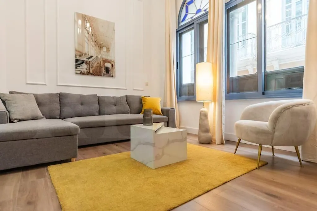 Historic Gem With Modern Comfort By Rems Malaga Apartment