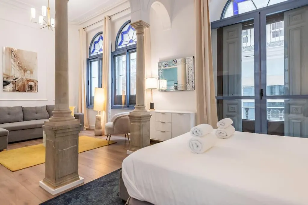 Apartment Historic Gem With Modern Comfort By Rems Malaga Spain